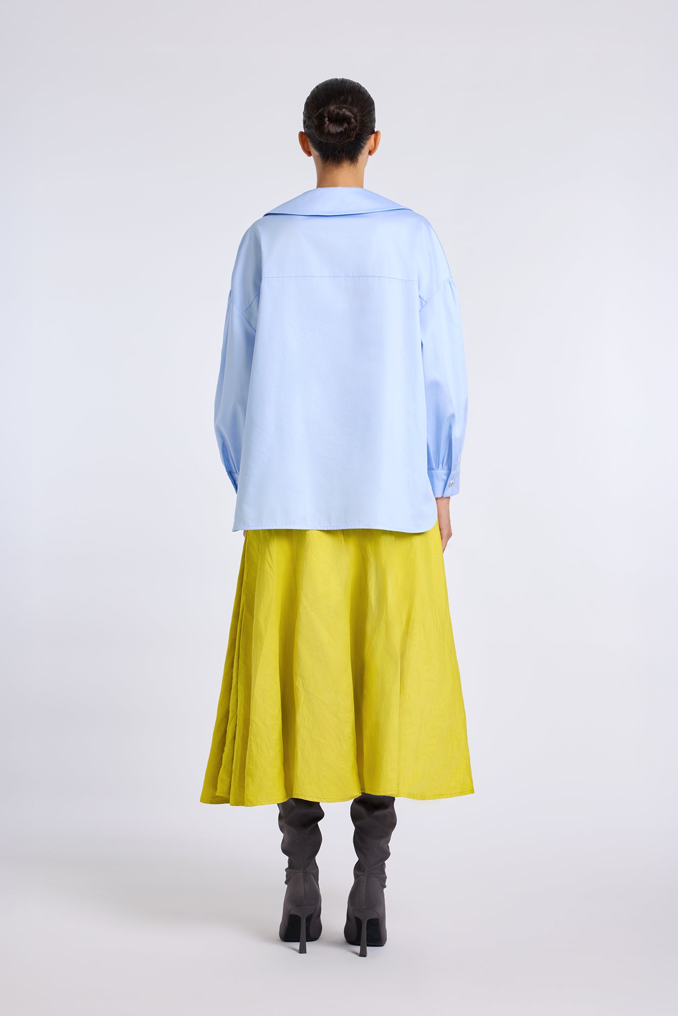 PETUNYA BLUE SHIRT WITH BEADED ZIP DETAIL