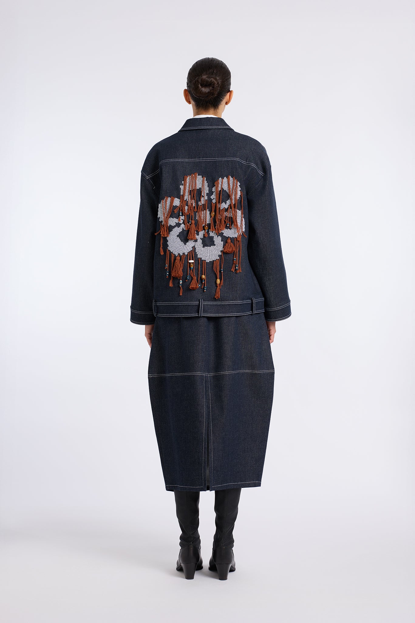 DENIM JACKET WITH FLORAL EMBROIDERY