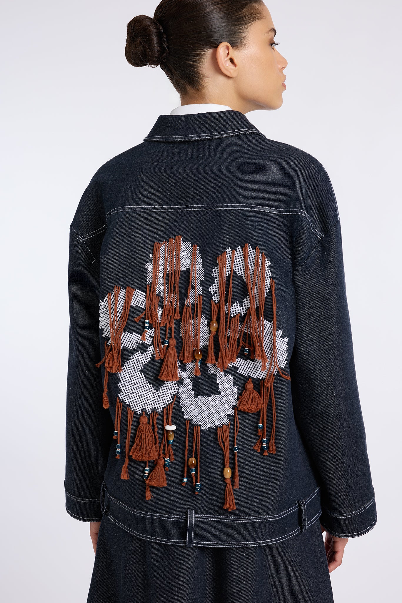 DENIM JACKET WITH FLORAL EMBROIDERY