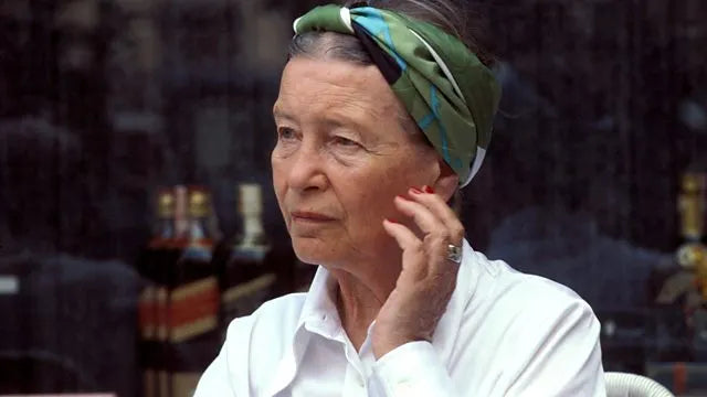 Müdanasız Kadınlar #12: Simone de Beauvoir