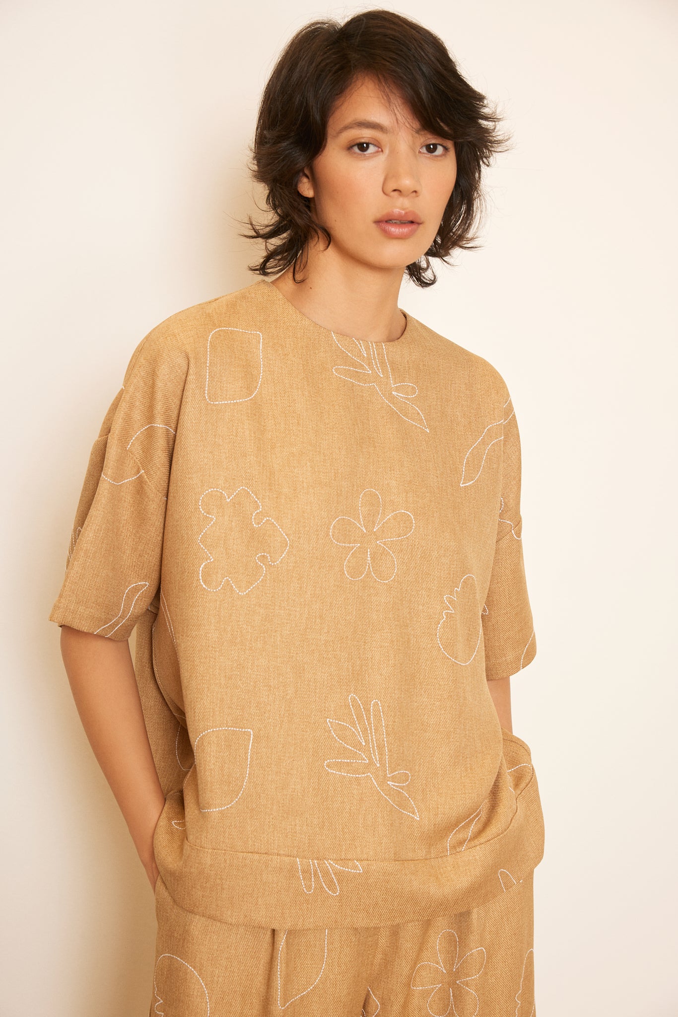Kilyos Embroidered Top