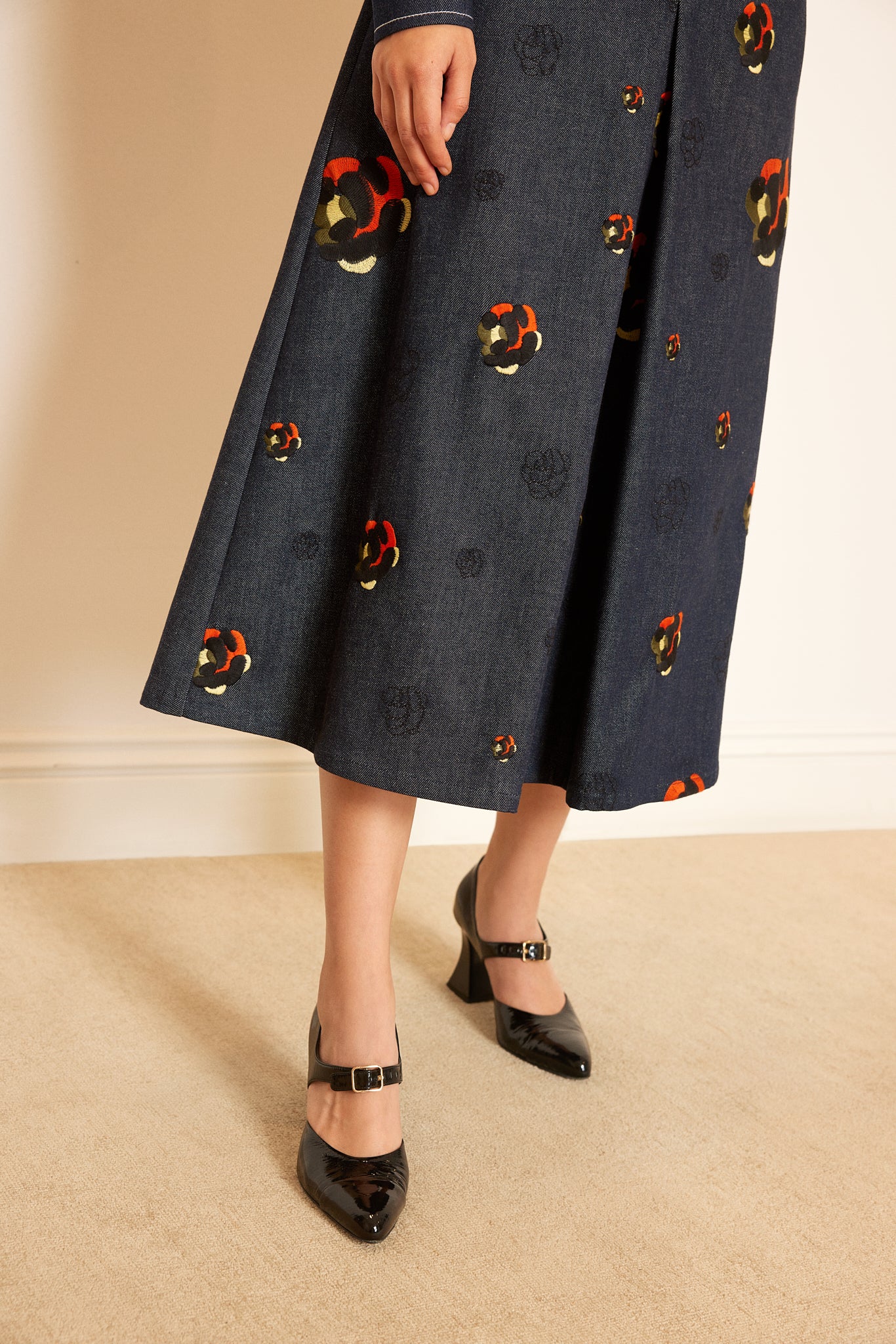 Rose Embroidered Denim Skirt